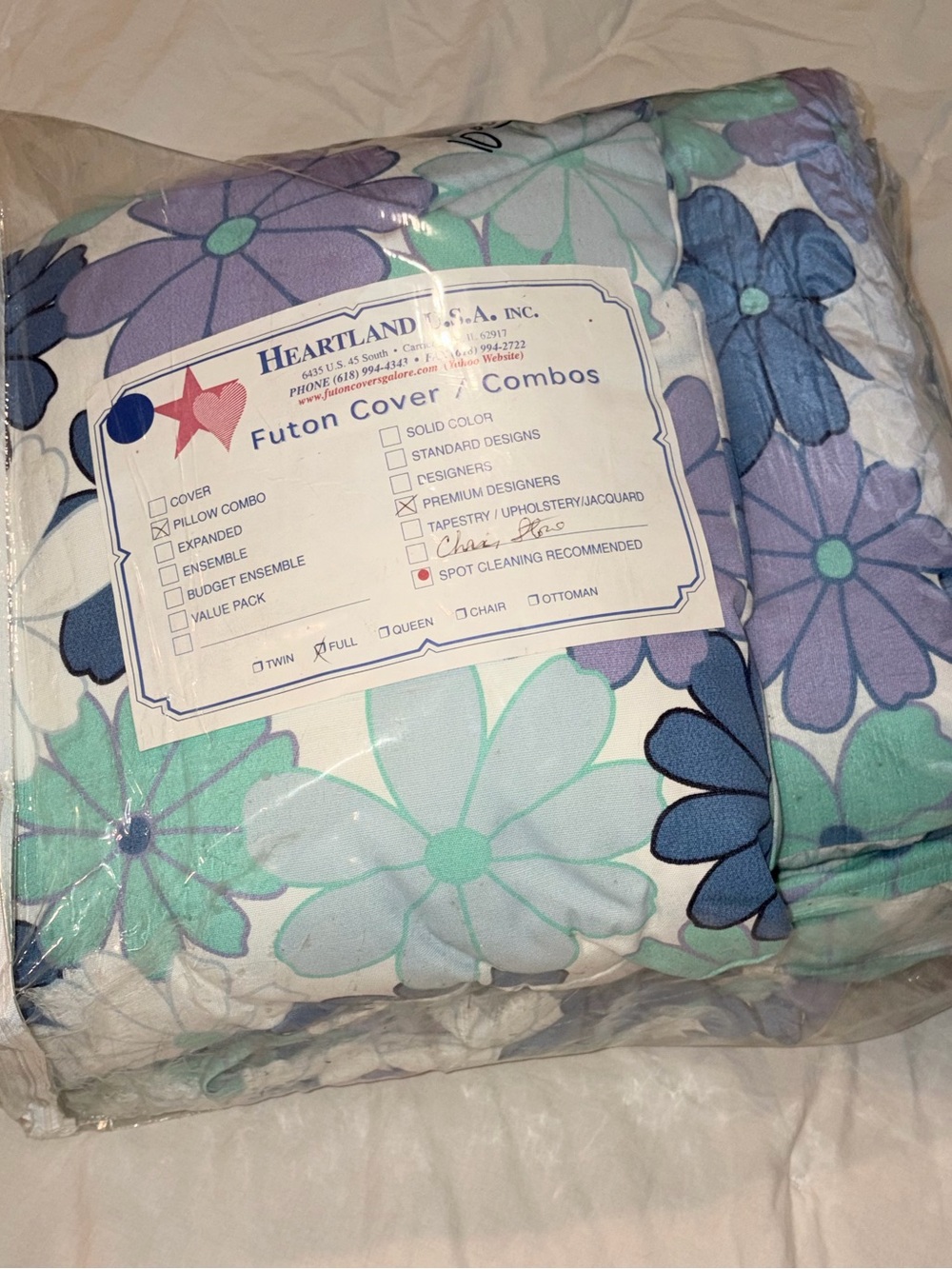 Retro 70’s Aesthetic Daisy Futon Mattress Cover Set Full Size Matching Pillows